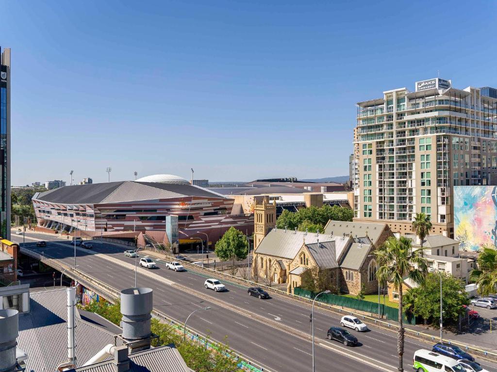 Adelaide Rockford - Convenient Location