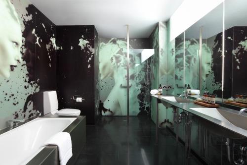 Adelphi Hotel - Hotel Amenities and Facilities