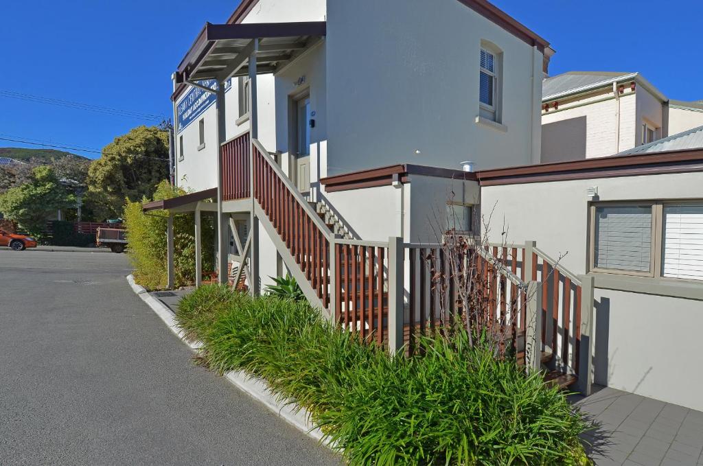 Albany Central Apartments Review