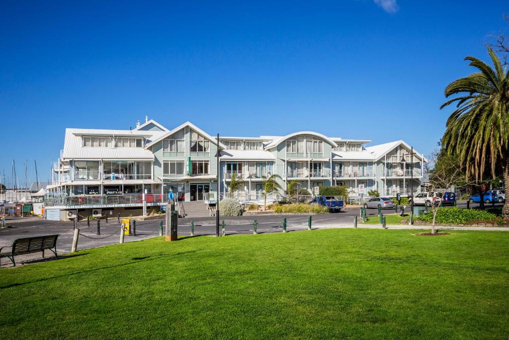 Aligned Corporate Residences Williamstown - Accommodation Details