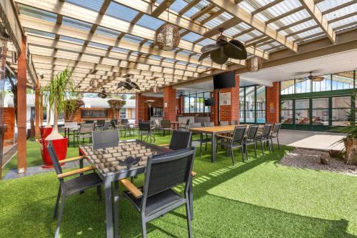 All Seasons Resort Hotel Bendigo - Room Amenities and Features