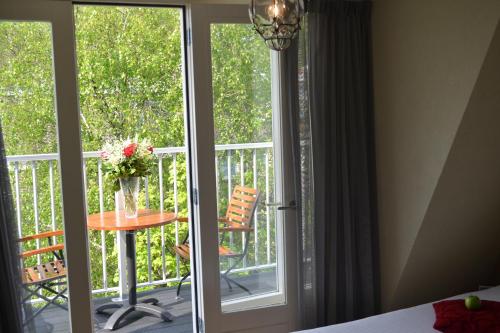Alp Hotel - Guest Reviews and Ratings