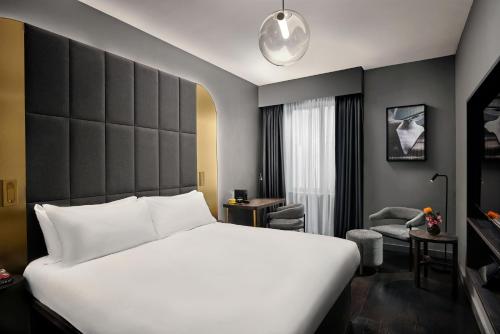 AMANO Covent Garden - Accommodations and Room Types