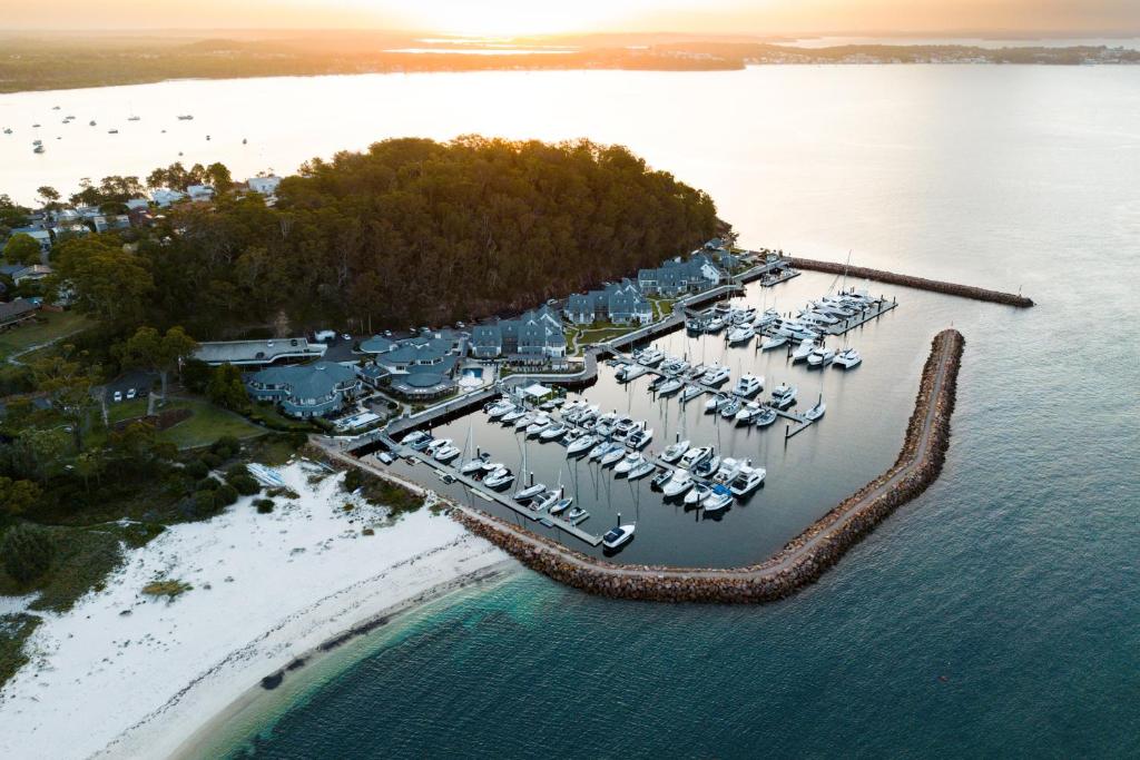 Anchorage Port Stephens Review