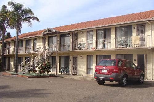 Aquarius Resort - Accommodation Details