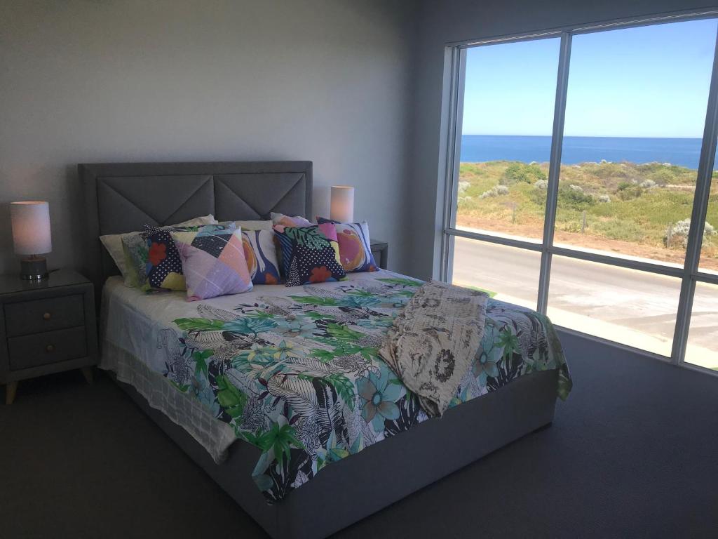Beach House at SeaScapes.. Review