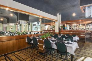 Beachfront Voyager Motor Inn - Guest Reviews and Ratings