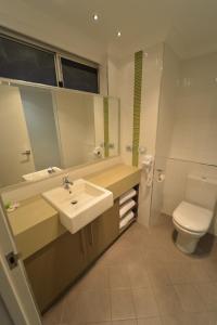 Bentley Motel - Room Types and Amenities
