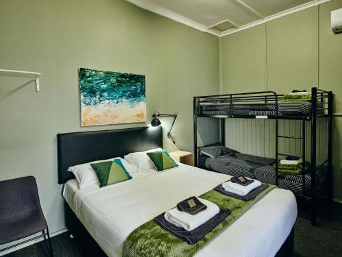 Black Diamond Lodge - Location and Accessibility