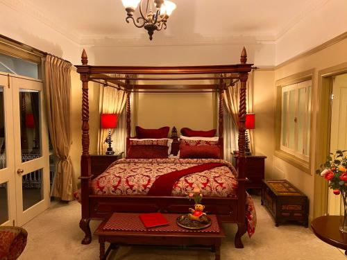 Bli Bli House Riverside Retreat - Accommodation Options