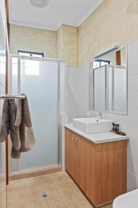 Blue Seas Resort - Accommodation Details