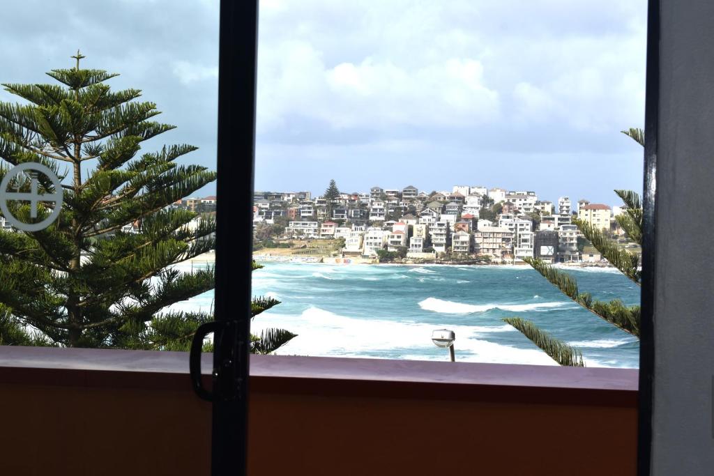 Best Hotels In Bondi, Sydney