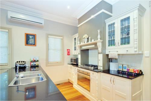 Brantwood Cottage Luxury Accommodation - Guest Experiences and Testimonials