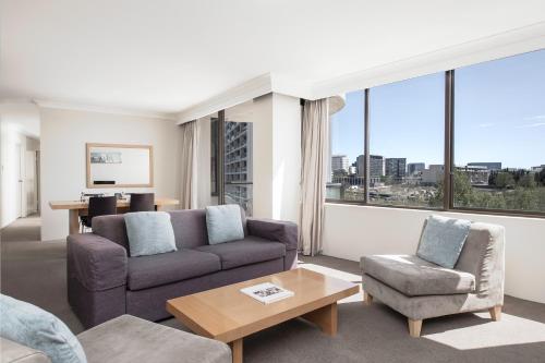 BreakFree Capital Tower Apartments Review