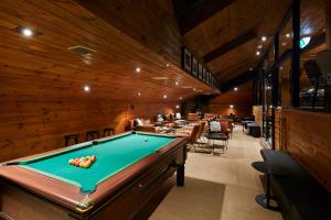 Breathtaker Hotel and Spa - Room Types and Amenities