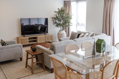 Breeze Mooloolaba, Ascend Hotel Collection - Accommodation Types