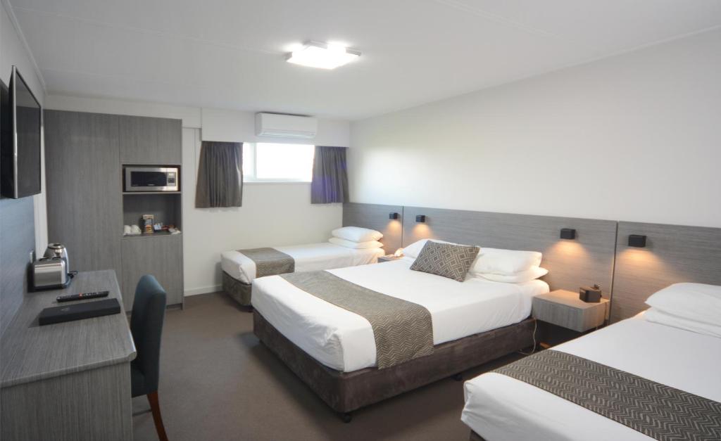 Bridge Hotel Review