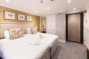 Byron Hotel - Guest Experience