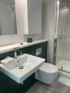 Chamber St Apartments - Accommodation and Amenities