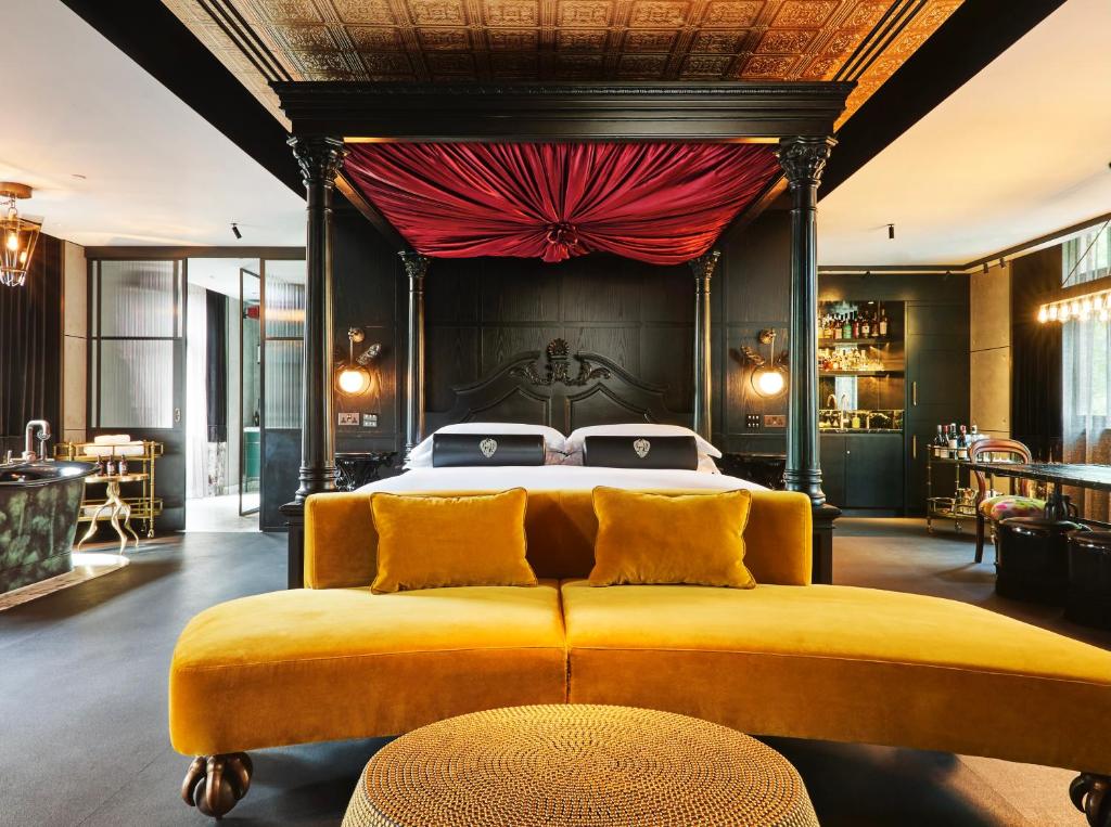 Chateau Denmark London Review