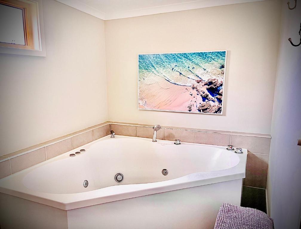Churchills B&B twin spa getaway Studio Review