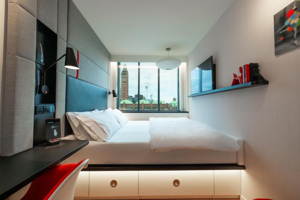 Citizenm London Victoria Station - Facilities and Amenities