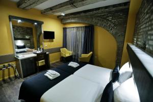 City Hotel Amsterdam - Facilities and Services