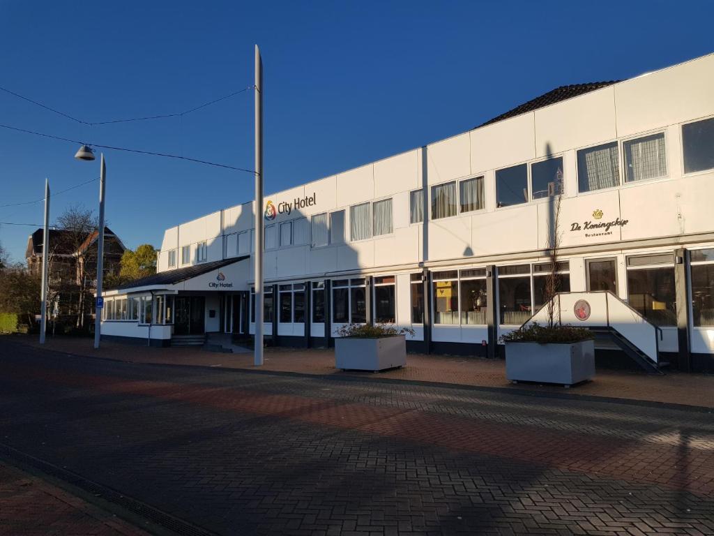 City Hotel Winschoten - Facilities and Amenities