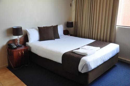 City Park Hotel - Facilities and Amenities