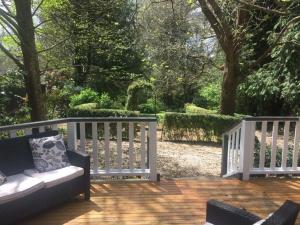Clarendon Cottages - Prime Location and Surroundings