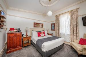 Cobb & Co Court Boutique Hotel - Accommodation Options