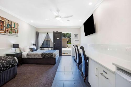Comfort Inn May Park - Guest Experience and Reviews