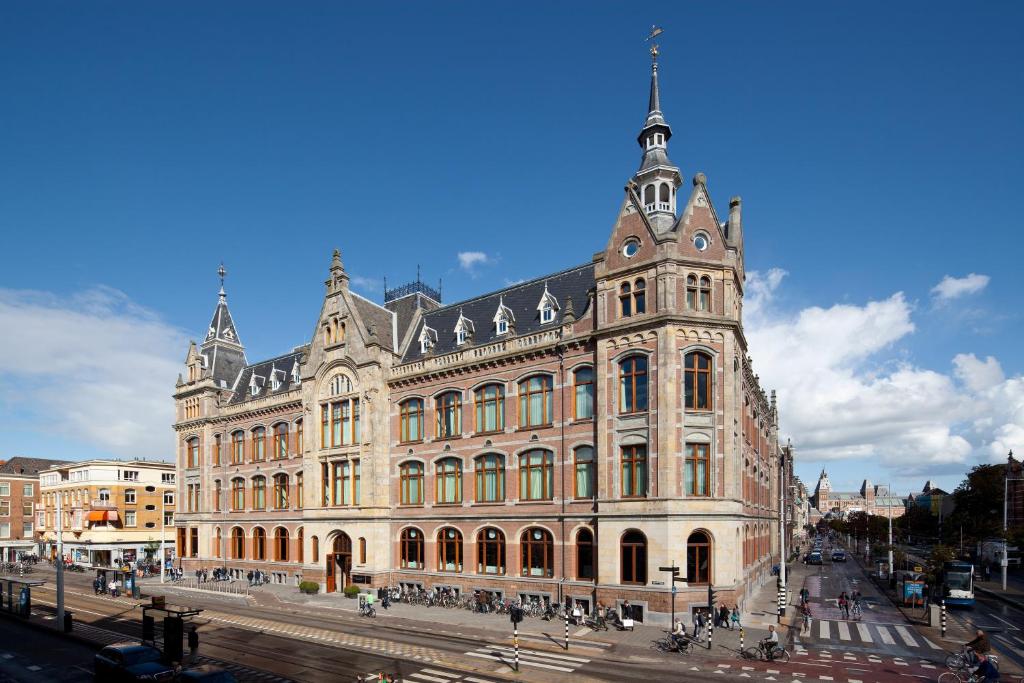 Conservatorium Hotel Review