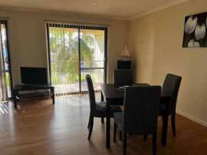 Cowell Townhouse Apartments - Amenities at a Glance