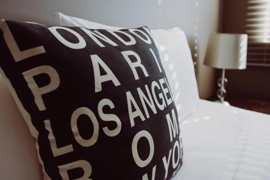 Crossroads Hotel Review