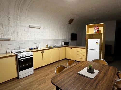 Desert View Apartments - Guest Ratings and Reviews