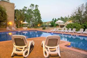 DoubleTree by Hilton Alice Springs - Accommodation and Amenities