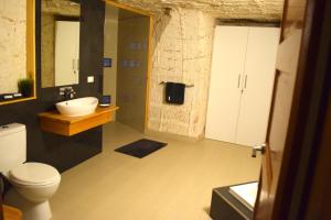 Dug Out B&B - Accommodation Types
