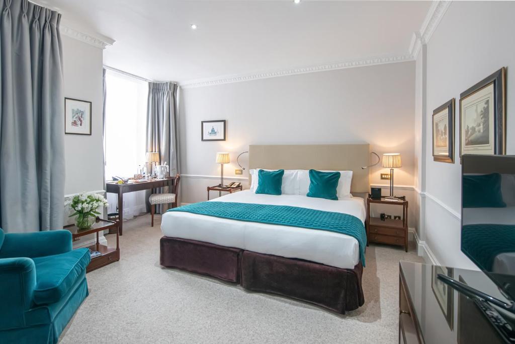 Dukes London Review