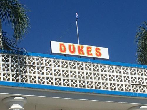 Dukes Plantation Retro Motel - Accommodation Details