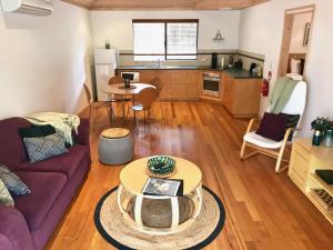 Ellensbrook Cottages - Accommodation Details