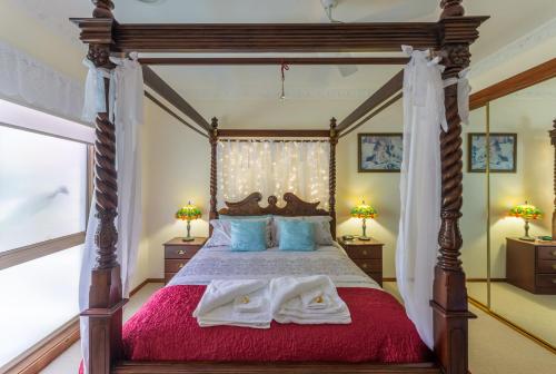 Fairy Wren Cottage Country to Coast Retreat Review - Accommodation and Amenities