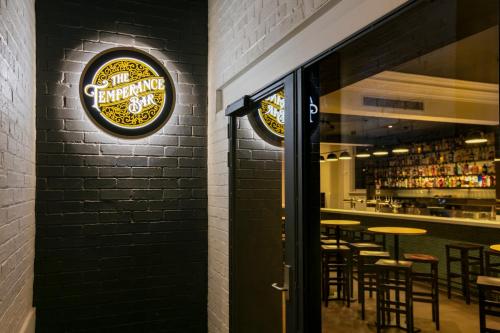 Farmers Home Hotel - Facilities and Amenities