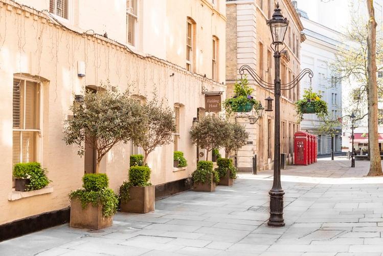 Fielding Hotel Review