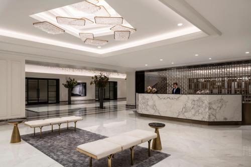 Four Seasons Chicago - Facilities and Amenities