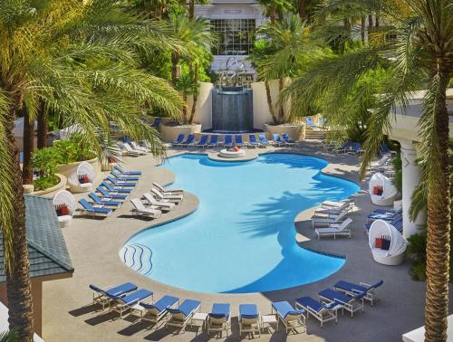 Four Seasons Hotel Las Vegas - Accommodations and Room Types