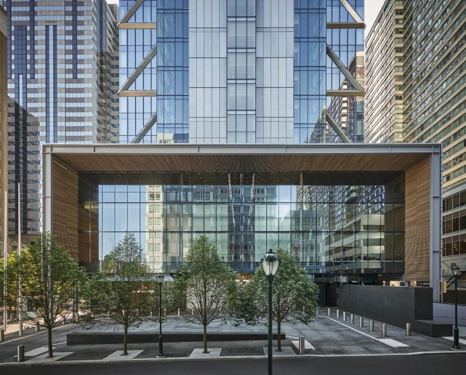 Four Seasons Hotel Philadelphia at Comcast Center - Diverse Accommodation Options and Amenities
