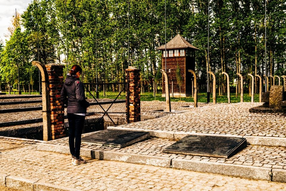 From Krakow: Auschwitz-Birkenau Tour With Transportation