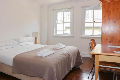Glasgow Arms Hotel Ultimo - Accommodations and Amenities