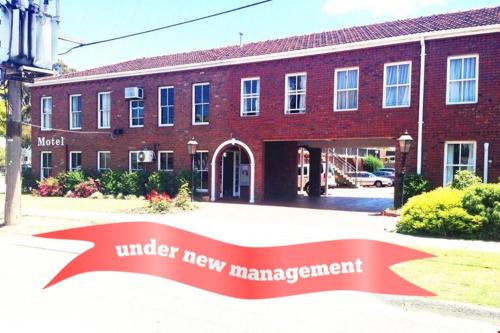 Glen Inn - Location and Accessibility